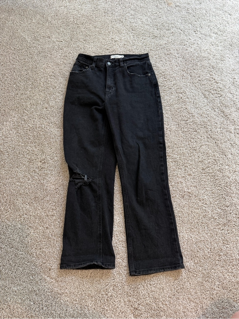 Abercrombie & Fitch Black Straight-Leg Jeans with Knee Rip